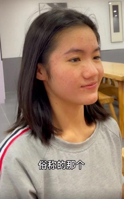 李勒优照片,镜头下的青春风采